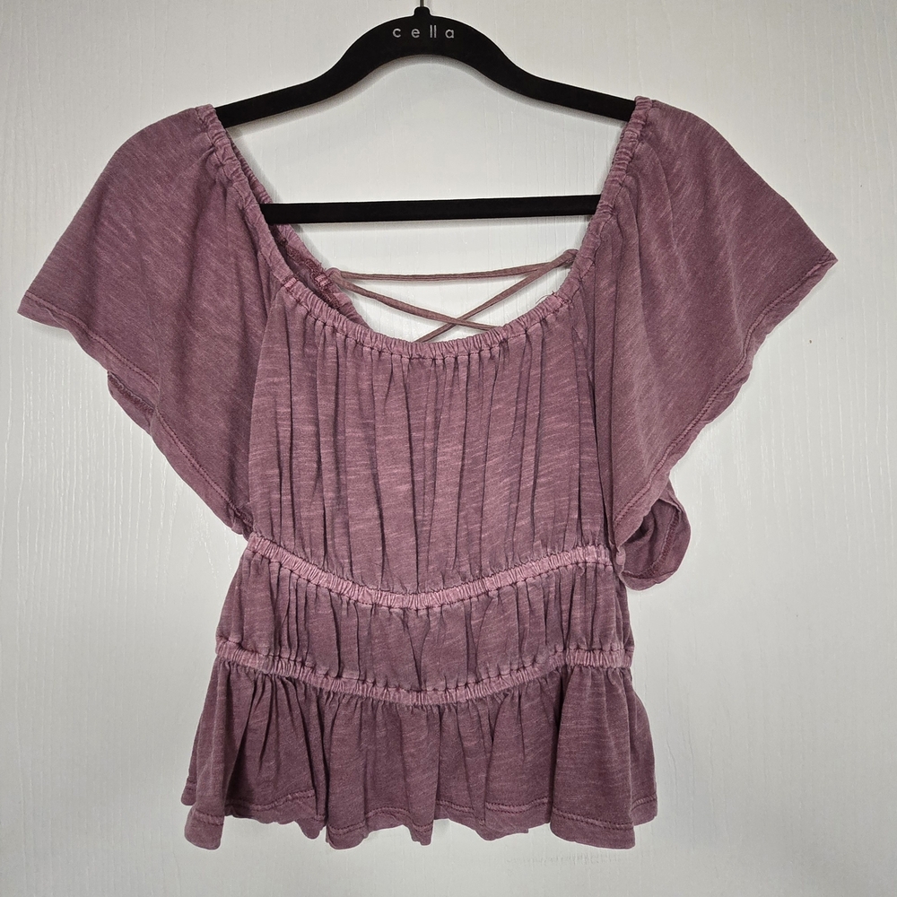 Lucky Brand Pink Flutter Sleeve Crop Top with Ruffled Smocked Design